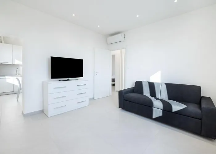 Trilocale Longarone 3 리미니